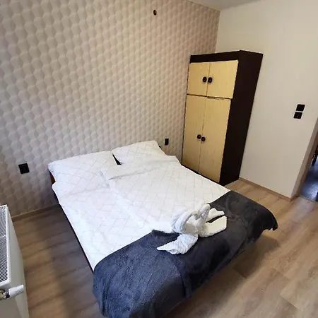 Muskatli Nyaralo Zamardi